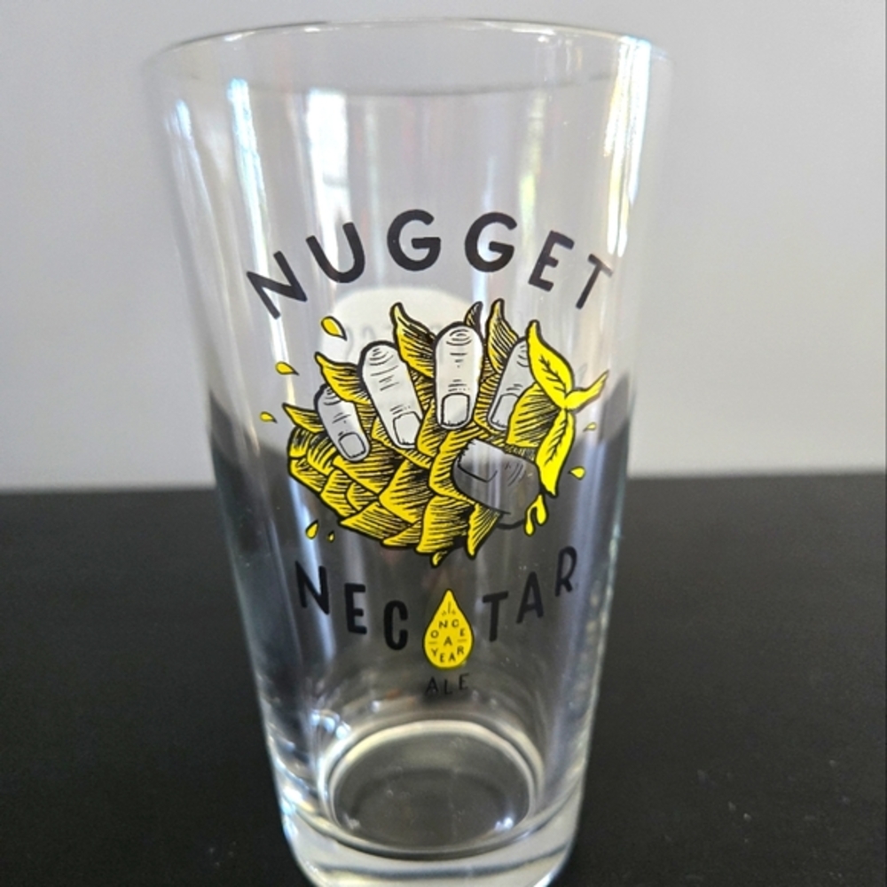 Nugget Nectar Ale (Once a Year) Troegs Independent Brewing Beer Pint Glass